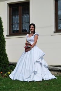 477804_293396430727062_1551688109_o