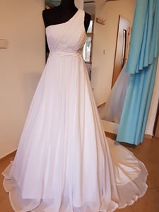 28056092_1675201652546526_6235659269427777321_n